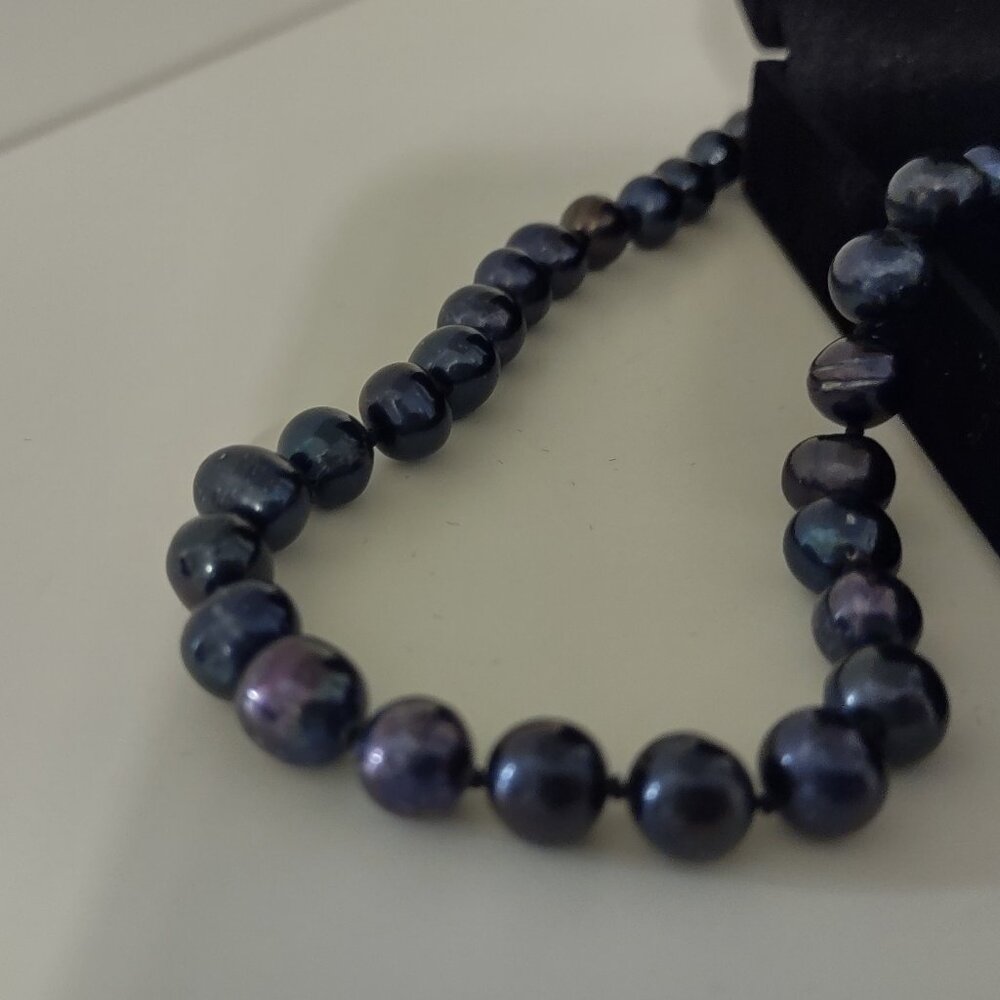 Black Freshwater Pearl Necklace & Bracelet Set - Picture 4 of 4